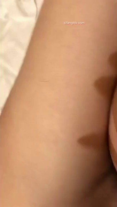 【维密嫩模 重磅福利】品巨乳网红『顾灵曦』价值万元私拍甄选 一对一啪啪啪街边搭讪 美乳淫穴 完美露脸 高清720P版