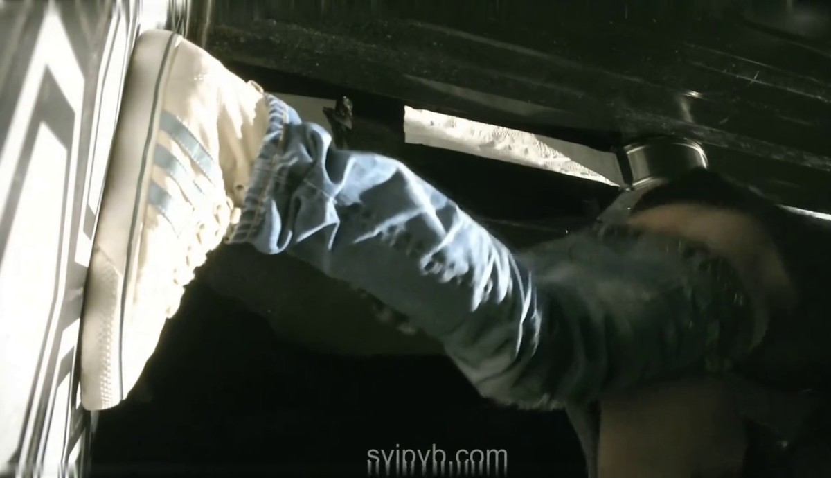 十二月最新流出夜总会KTV 女厕偷拍小姐尿尿一对年轻男女干柴烈火直接在厕所里口交后入