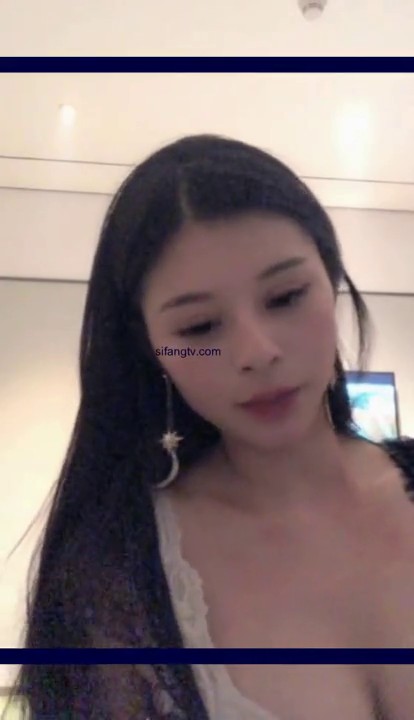 超卡哇伊爆乳女神『可爱多多』勾引技师啪啪做爱 极致完美身材黑丝玩捆绑 无套插入特写刺激 高清完整