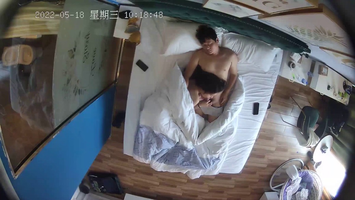 22年5月大学城新房型『安防摄像头』论前戏的重要性 大奶女友没湿润男友就插入 超清3K原版 (2)