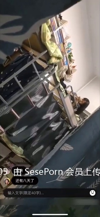 私房六月最新流出 魔手 外购《坑闺蜜》系列14大学澡堂多个极品学妹被拍合租白领闺蜜3