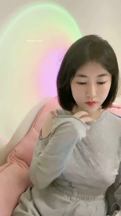 绿波下海女神~【小豆苗啊】大胸翘臀~全裸特写~美呆了~狂撸1