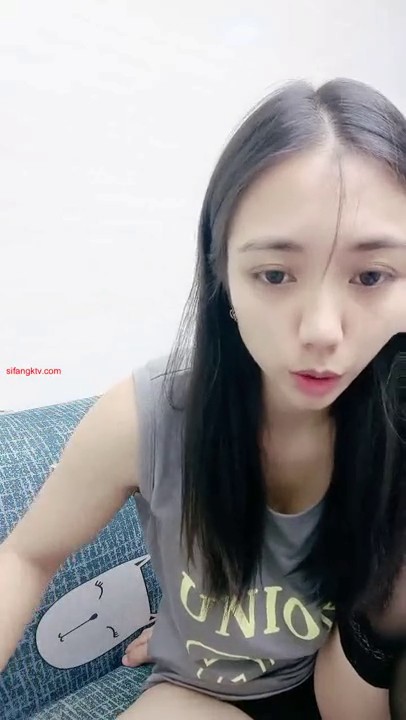 新人眼睛妹 【不进来打死你】被操无情调教 深喉差点干窒息2