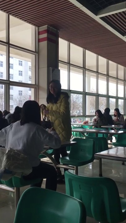 【经典巨作】南北高校嫩妹百B大比拼全集，比的就是看谁B嫩可爱（4部）第三部LLGP上 (14)