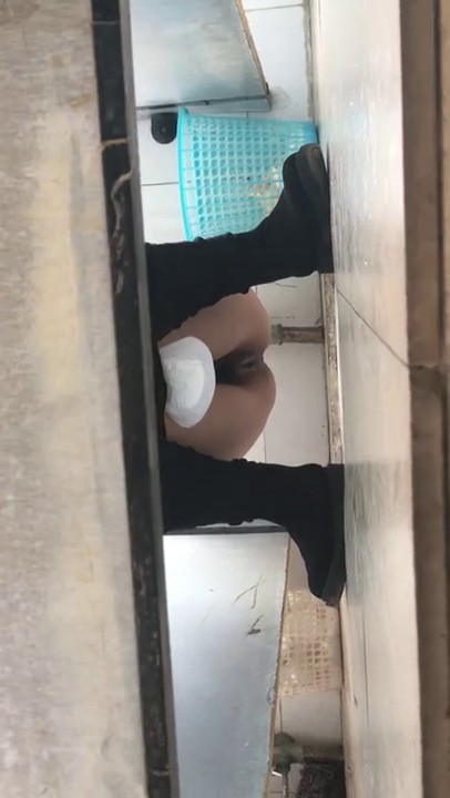 【经典巨作】南北高校嫩妹百B大比拼全集，比的就是看谁B嫩可爱（4部）第三部LLGP上 (24)