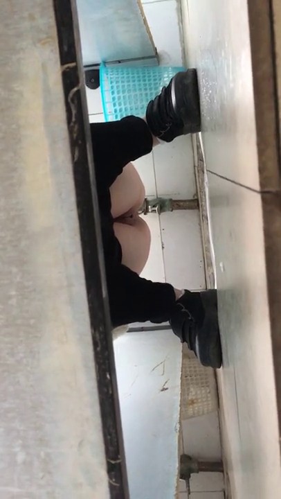 【经典巨作】南北高校嫩妹百B大比拼全集，比的就是看谁B嫩可爱（4部）第四部LLGP下 (6)