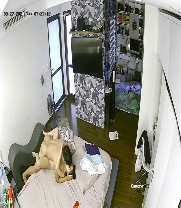 私房最新流出黑客破解家庭网络摄像头偷拍 年轻气质大奶子少妇 真的很会舔2