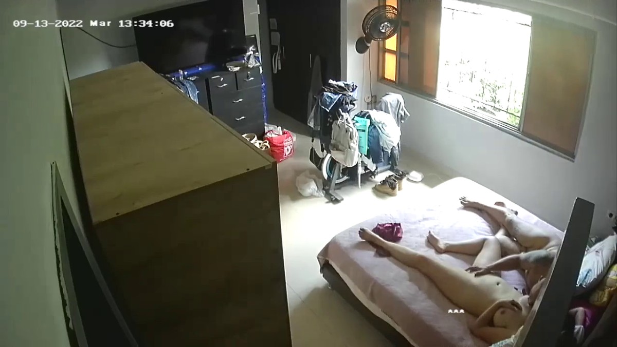 十二月最新流出黑客破解家庭网络摄像头偷拍 情侣夫妻啪啪啪合集3-6