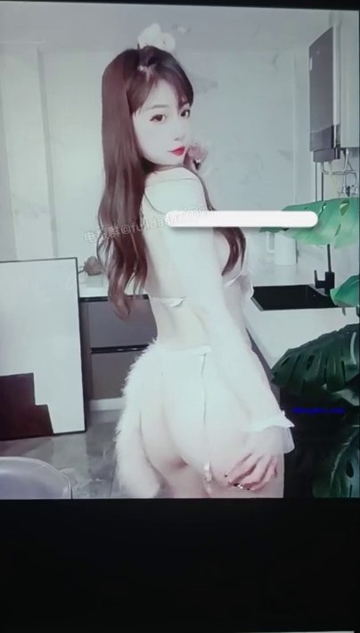 网娱头条二次元主播天花板身材颜值~最顶流网红【猫九酱】被传某平台下海11资源卖到千元2