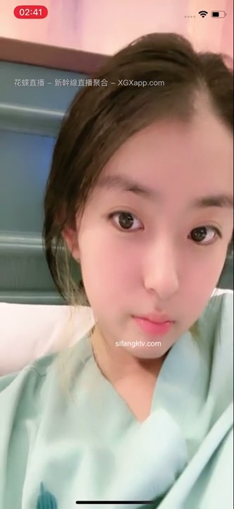 店长推荐~~【小甜心】最可爱，最嫩的小女孩，稀有道具自慰、5V福利奉献！ (3)