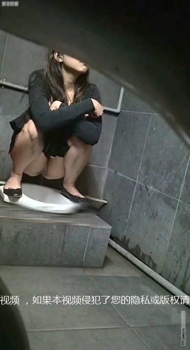 3月最新流出精品厕拍 KTV女厕正面全景高清偷拍多位小姐姐蹲下撒尿 逼还挺紧细水长流3