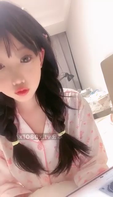 推荐，19岁极品小仙女，【闻闻酱】，小鱼睡不醒~纯欲小学妹~无套啪啪~邻家女神好心疼被干惨了5