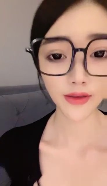 极品模特【模特苏苏】最美模特解禁掰穴~全场沸腾！顶