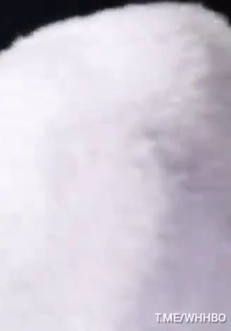 风骚主播勾引几个路人无套干她