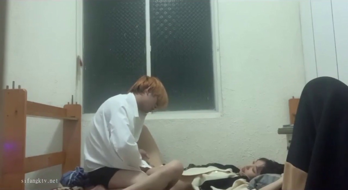 2023-9月 精品泄密流出厦门短发气质美女大学生林晓茹与同居男友自拍性爱视频.