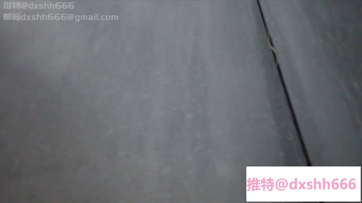 洗澡偷拍推特收费群流出 长沙某技校女生偷拍她们宿舍其它室友洗澡尿尿换卫生巾