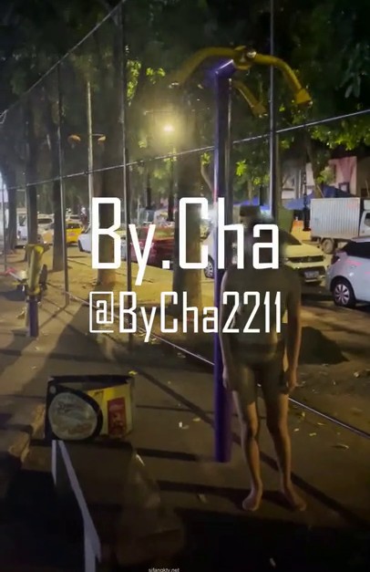 查小理系列-无视路人超大胆露出