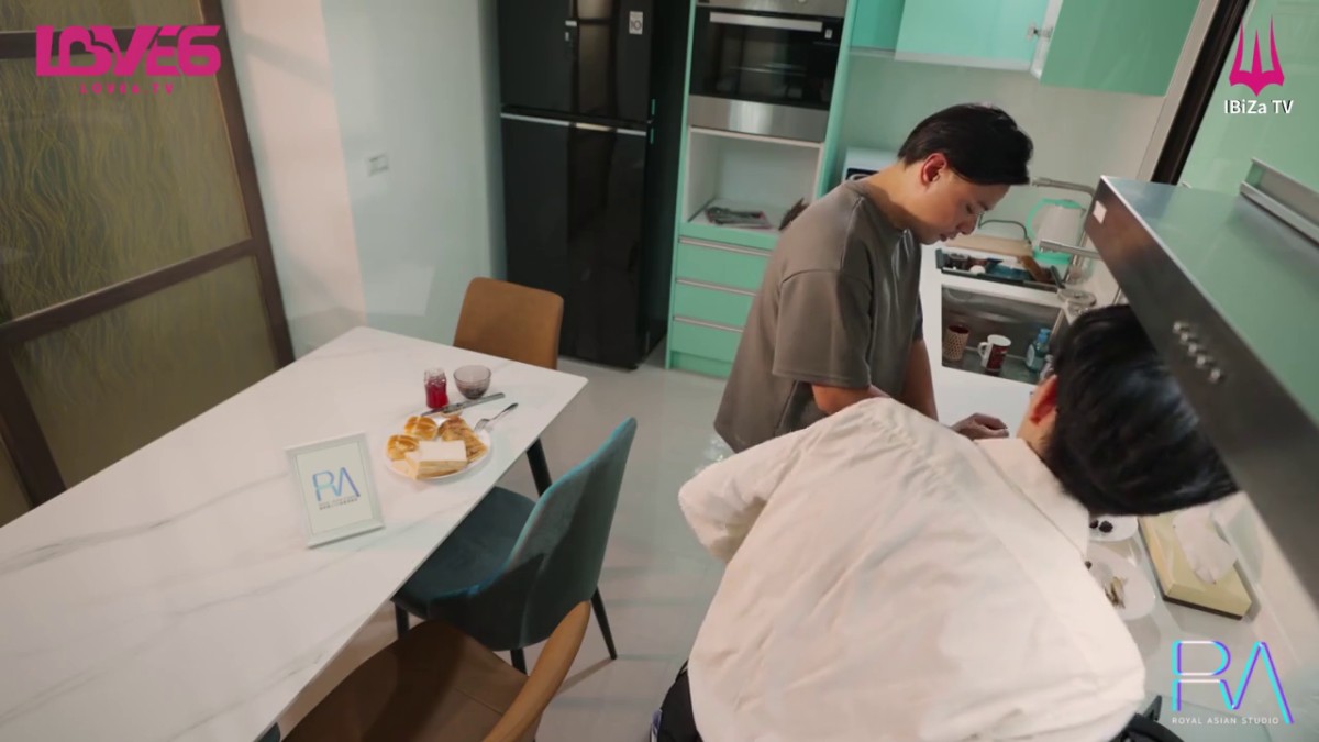 皇家华人 RAS-0370 放荡媳妇淫药治病-淫水画出骑乘高潮