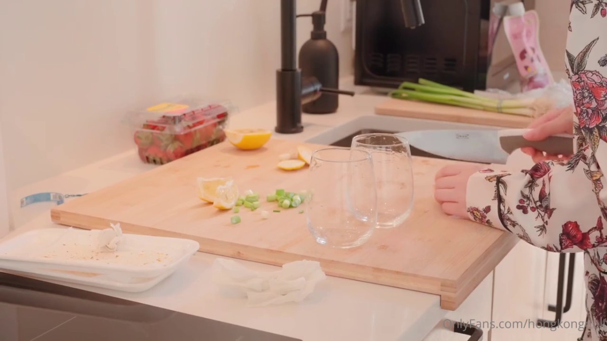 火爆网红玩偶姐姐2024-02-25 去年的一个早晨