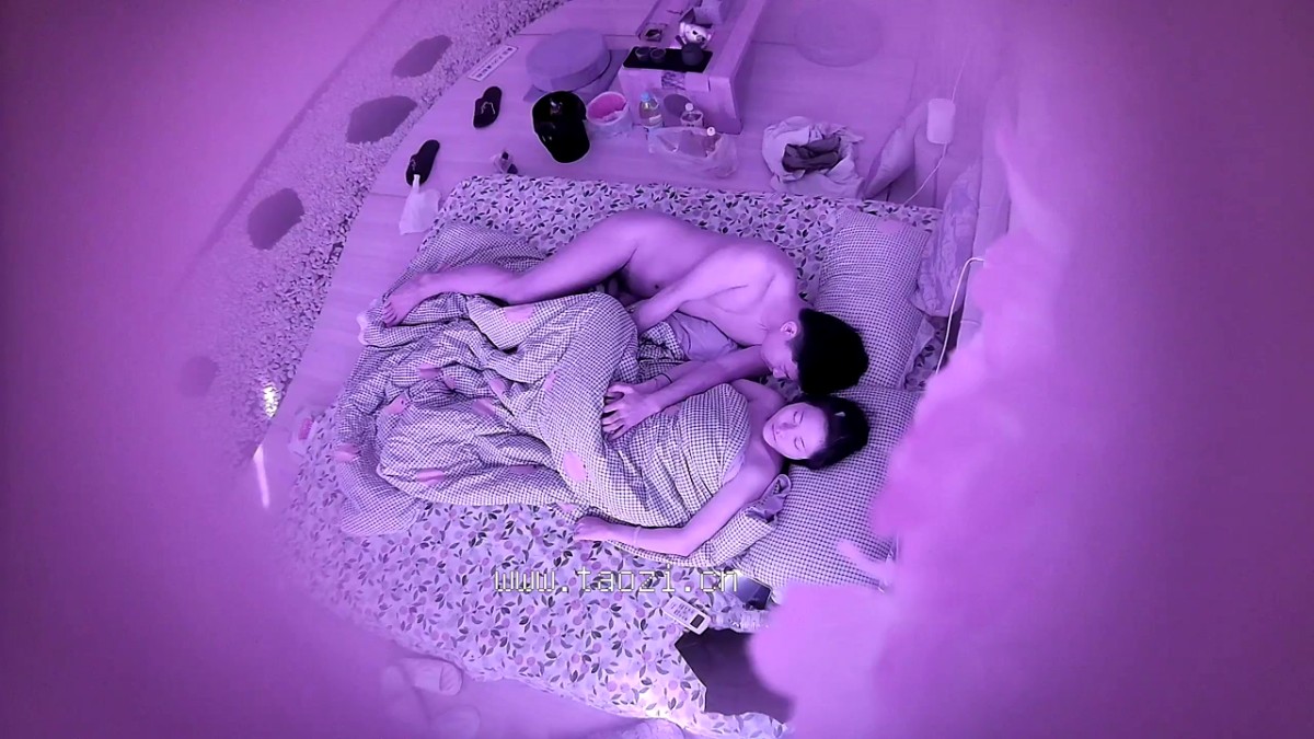 2024.06.22，【酒店偷拍】，极品黑长直女神，身材好，主动女上位要榨干帅小伙