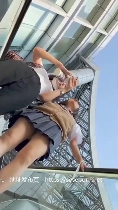 （合集版）偷拍抄底 漂亮小姐姐少妇 商场美女如云 偷拍裙底