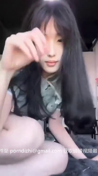 漂亮学生美眉 快来伺候一下姐姐 身材丰满皮肤白皙 最近太想要了怎么办 在宿舍自慰太不方便同学们进进出出高潮都不敢叫