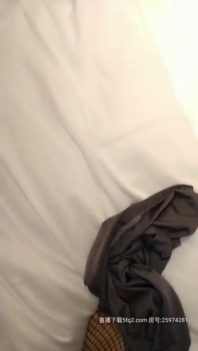 极品萝莉『大二学妹』勾搭上门技师啪啪 警花黑丝制服诱惑 技师吃药无套疯狂怼操 口爆裹射 高清源码录制