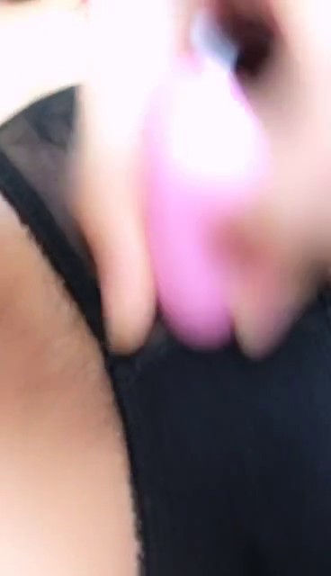 女神主播性感小嫩模12.03一多自慰大秀 身材很好诱惑到位 插穴自慰很淫荡