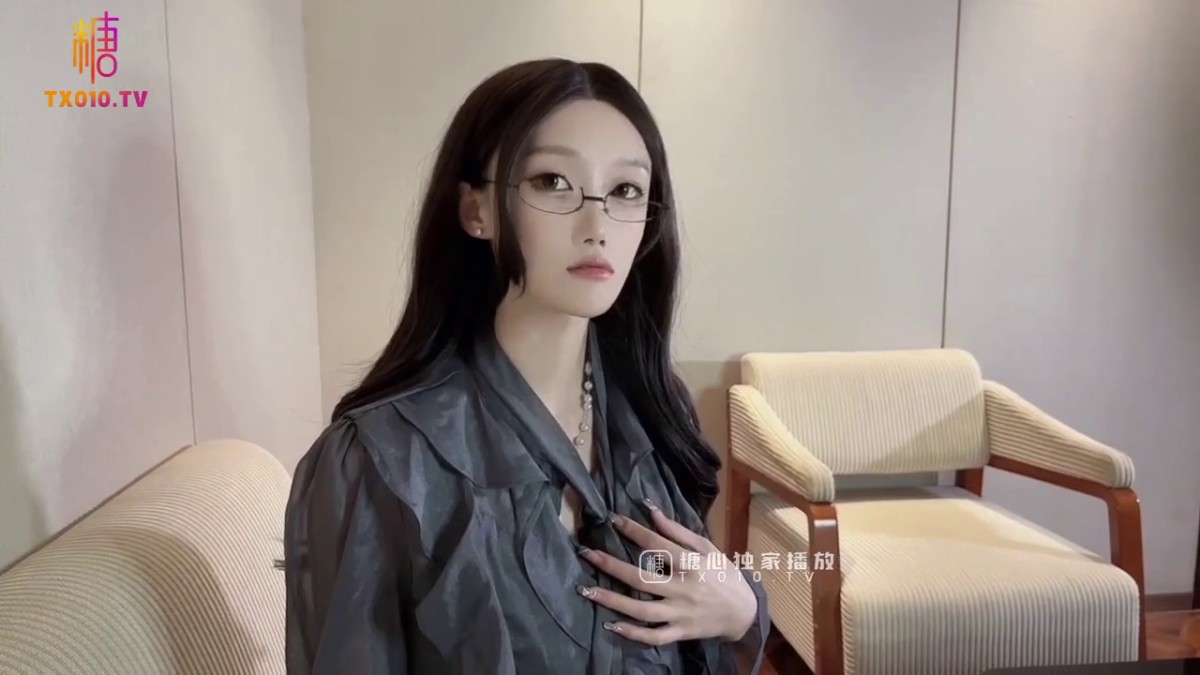 极品00后美少女『井川里野』制服诱惑之秘书の阴谋 黑丝长腿身材表情一绝 尽情肏弄女神中出蜜穴