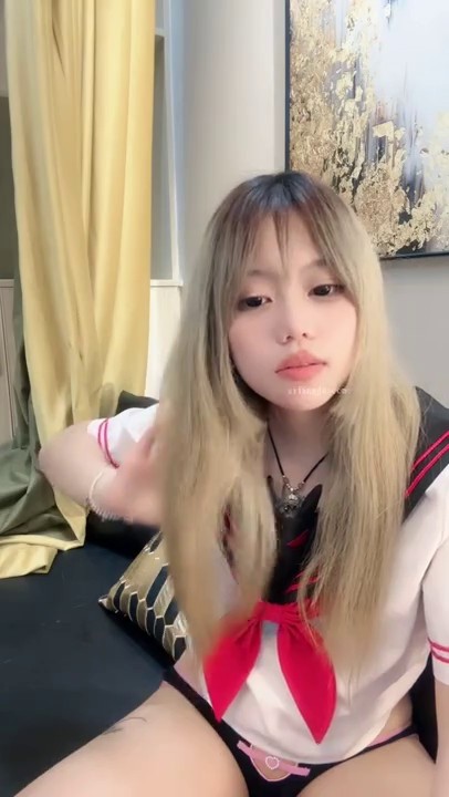 -重磅~超级漂亮【欣少】刚下海就被无套啪啪~都操出浆啦