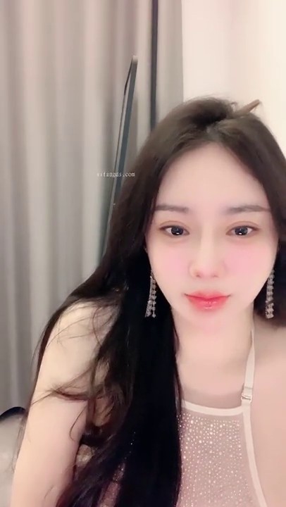 九头身极品御姐！【175车模小雨】漂亮巨乳翘臀美逼超诱人7