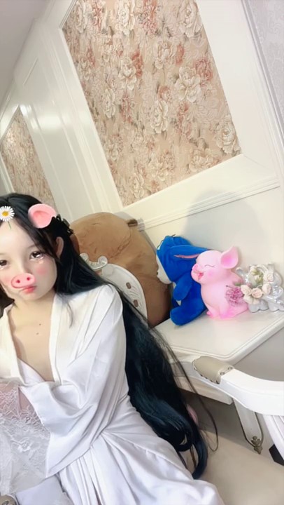 校花女神【鬼鬼啊】 纤细小蛮腰全裸跳舞道具自慰疯狂抽插冒白浆空前尺度全裸跳舞疯狂抽插冒白浆