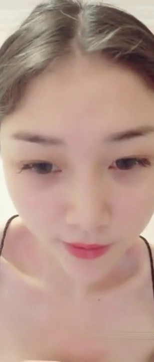 颜值高御姐美女主播尺度大秀 颜值高身材高挑 自慰抠穴 十分诱人