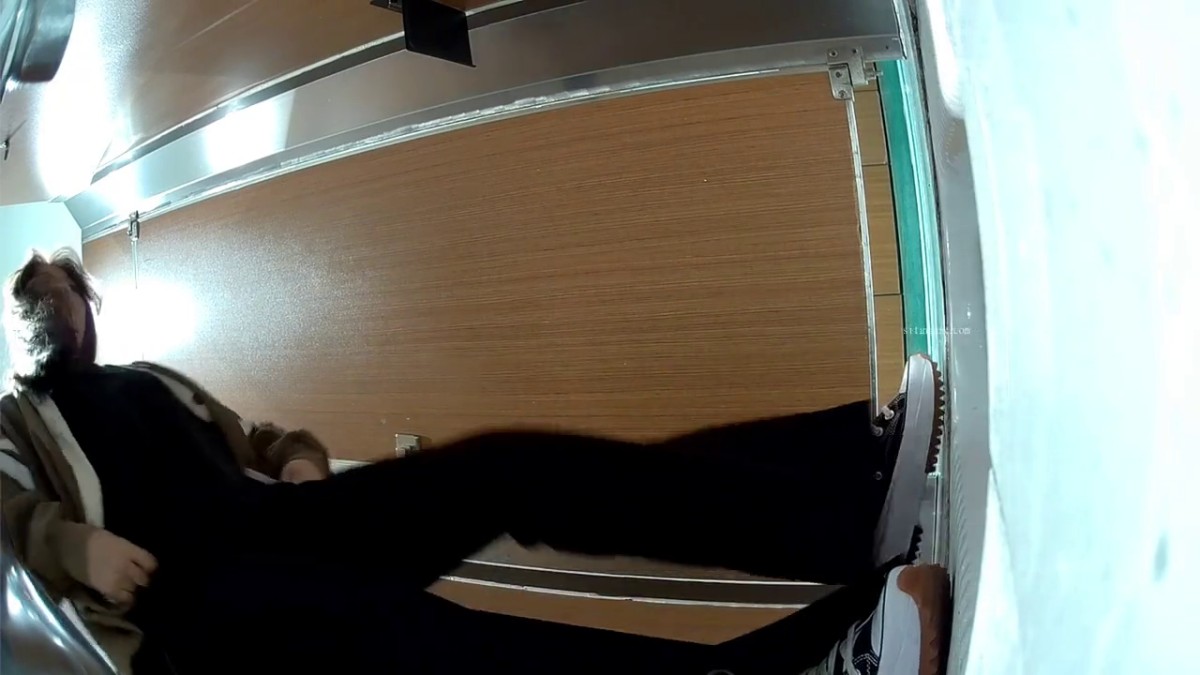 普通话说的不错的日本暖男永健大叔100块体验城中村底层的飞机服务对白有趣