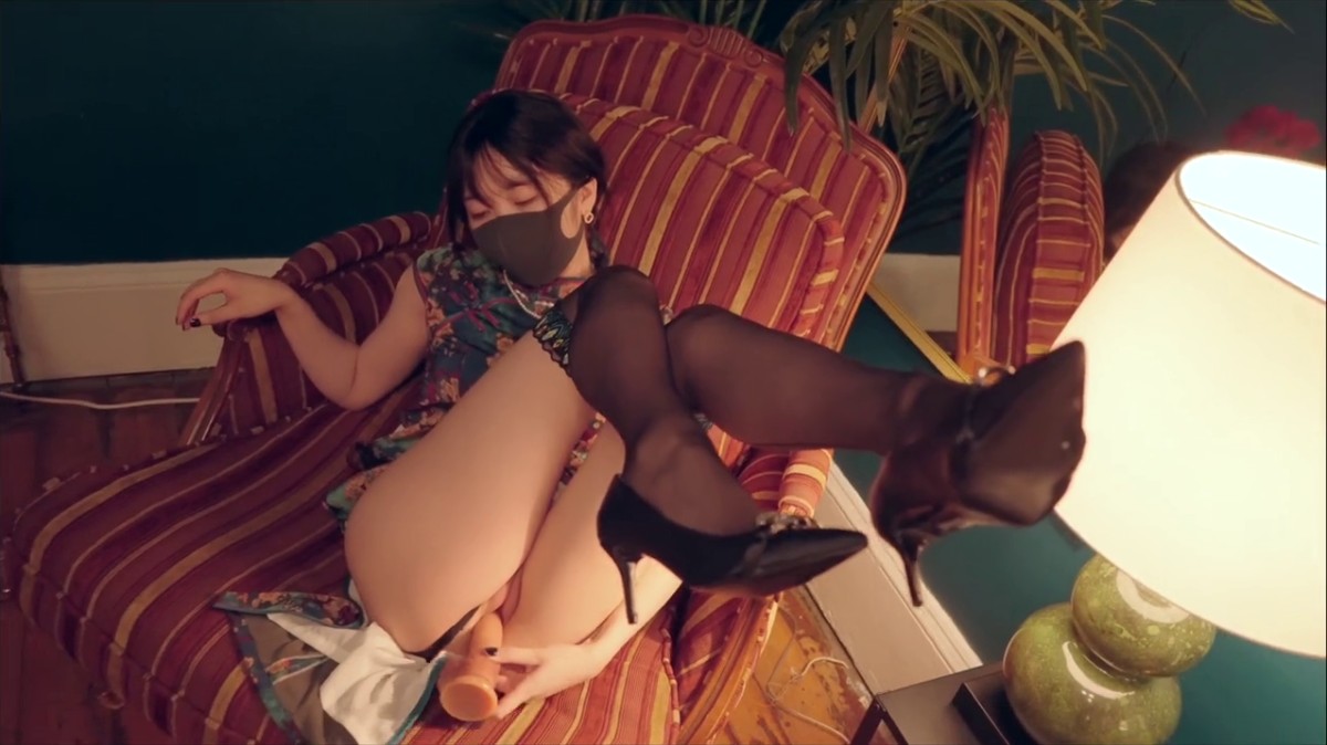 火爆网红玩偶姐姐女间谍特别行动