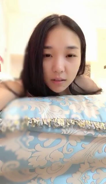 大神强子搞了一个颜值不错的纯纯小姐姐 身材不错大小合适啪啪玩起来挺赞性奋下