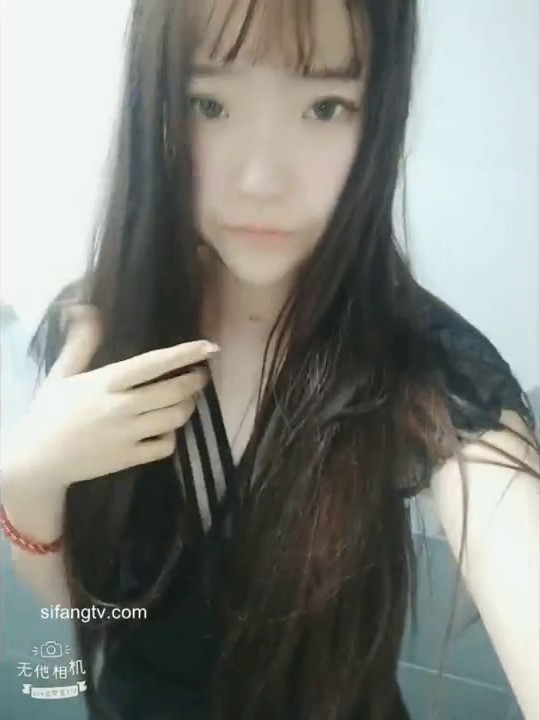 银川线下援交圈妹子『沈晶』发骚 自慰 口交 乳晕特别 各色女仆萝莉服装诱惑