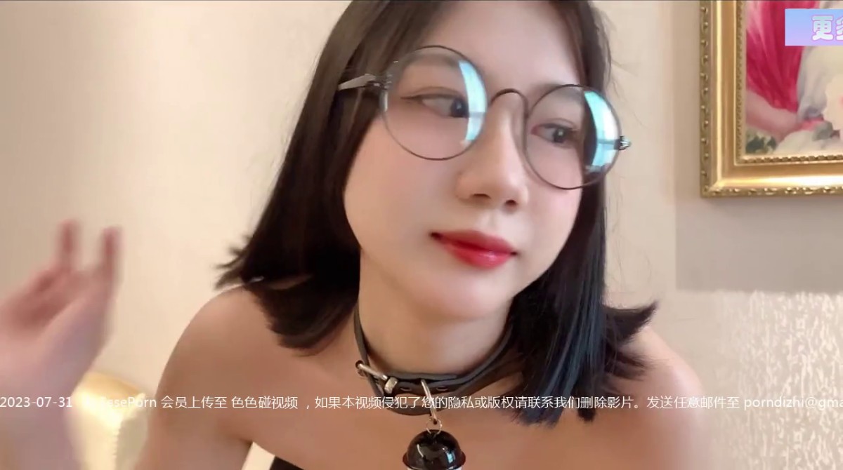 -眼镜娘萌妹 天上的飞机最快 地上的眼镜最骚 超可爱纯欲系小女友眼镜和侧辫可爱爆表 小闷骚型反差婊