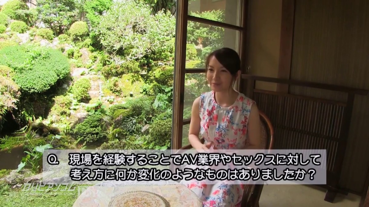 内射甜美御姐女神CB042616 145HD720P爱情片拍摄现场花絮 动作爱情片现场很多工作人员围观 不容易啊