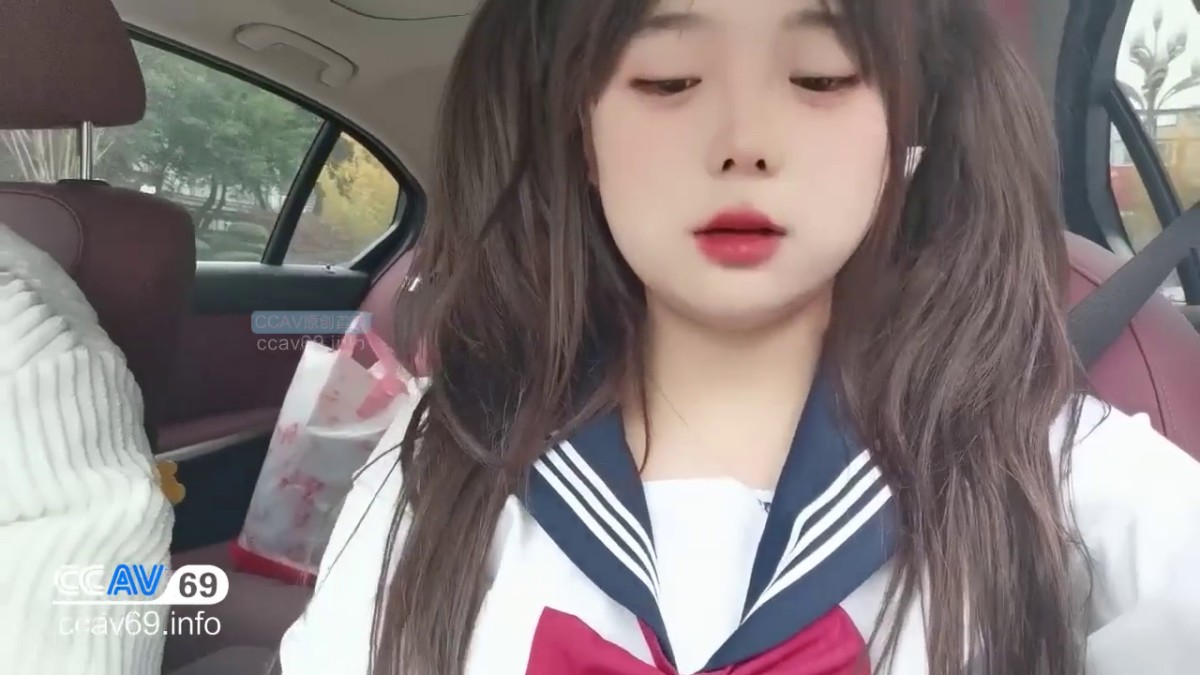 CCAV原创UP主 大奶子萝莉美女『小包子』好好服侍辛苦上班的男朋友02