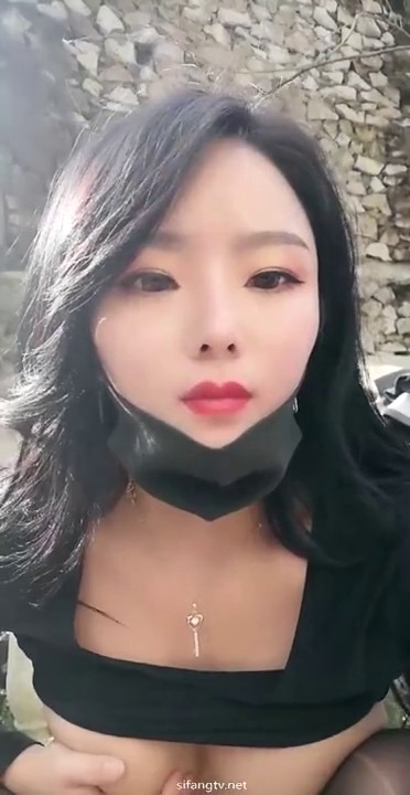 极品高颜值美女【妲己专职勾引】户外勾搭陌生人野战啪啪 爆裂黑丝站炮使劲操 主动要求口爆吞精液 高清源码无水印