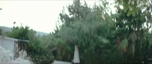 疯狂家庭隐居伦理刺激啪啪作品《犬齿之家》字幕佳作 公司里的女职员上门操穴最后姐妹二人和哥哥也搞上了