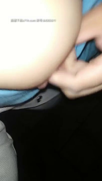 说话声嗲嗲的有点大幂的感觉的KTV长腿妹纸午夜户外勾搭牛仔裤屌丝男野战 竟无套直接操 还被内射 高清源码录制