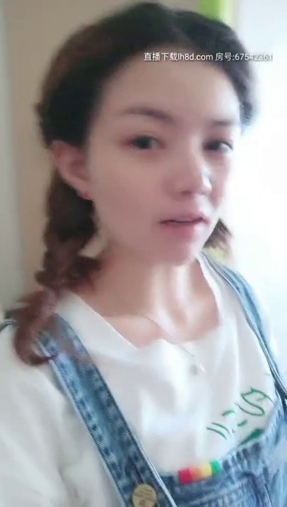 美女集中营〖群女战火〗群P大战操大劲美女们都睡着了 挨个操醒竟不带套内射粉穴 抱着艹那个美乳真漂亮 高清源码录制