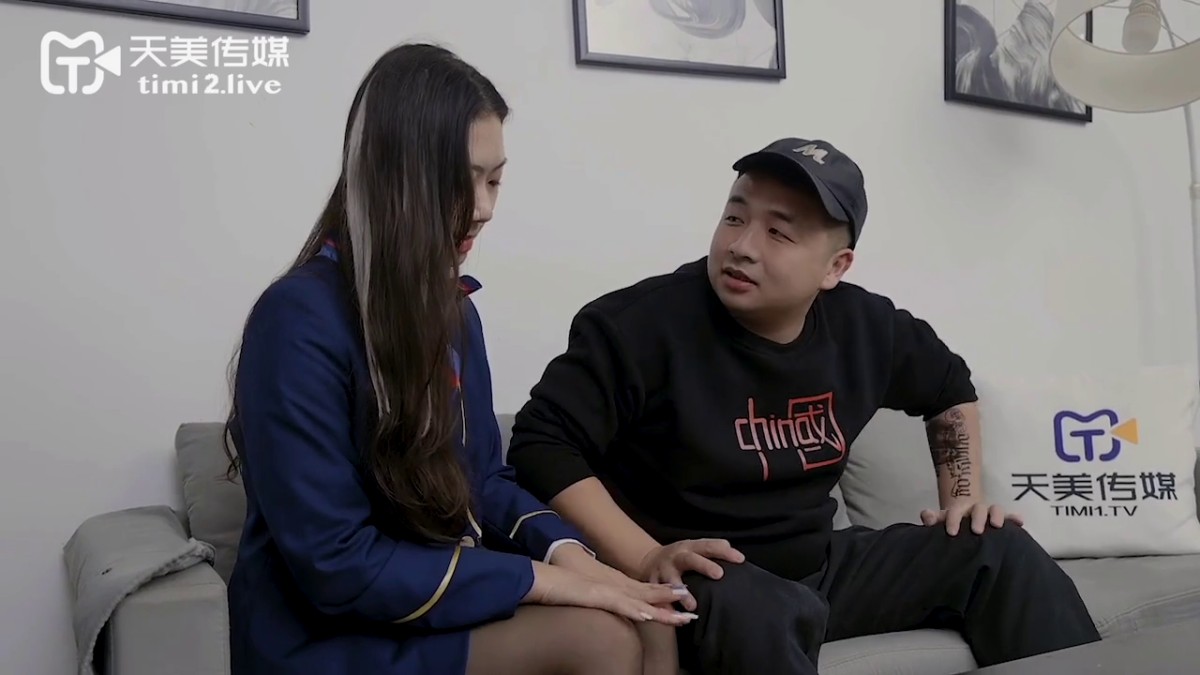 天美传媒TM0150新人空姐偷情记录风骚性感空姐背着老公和水管工人偷情-黄灿