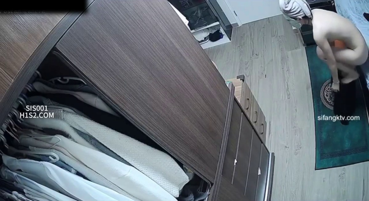 高质量高画质租户摄像头偷拍！年轻情侣家常做爱偷拍，女的不仅身材好，颜值也很高 让人惊艳【水印】-V