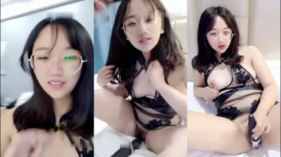 戴眼镜的就是骚！大黑牛都满足不了她