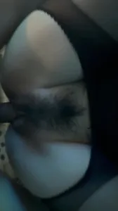 丝袜美女快乐无比