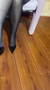 啤酒瓶插阿姨的骚逼