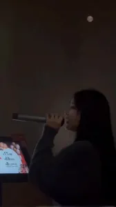 KTV刺激操女神，大四校花在厕所被我操吞精！